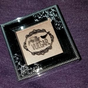 Pretty Vulgar Shimmering Swan Highlighter